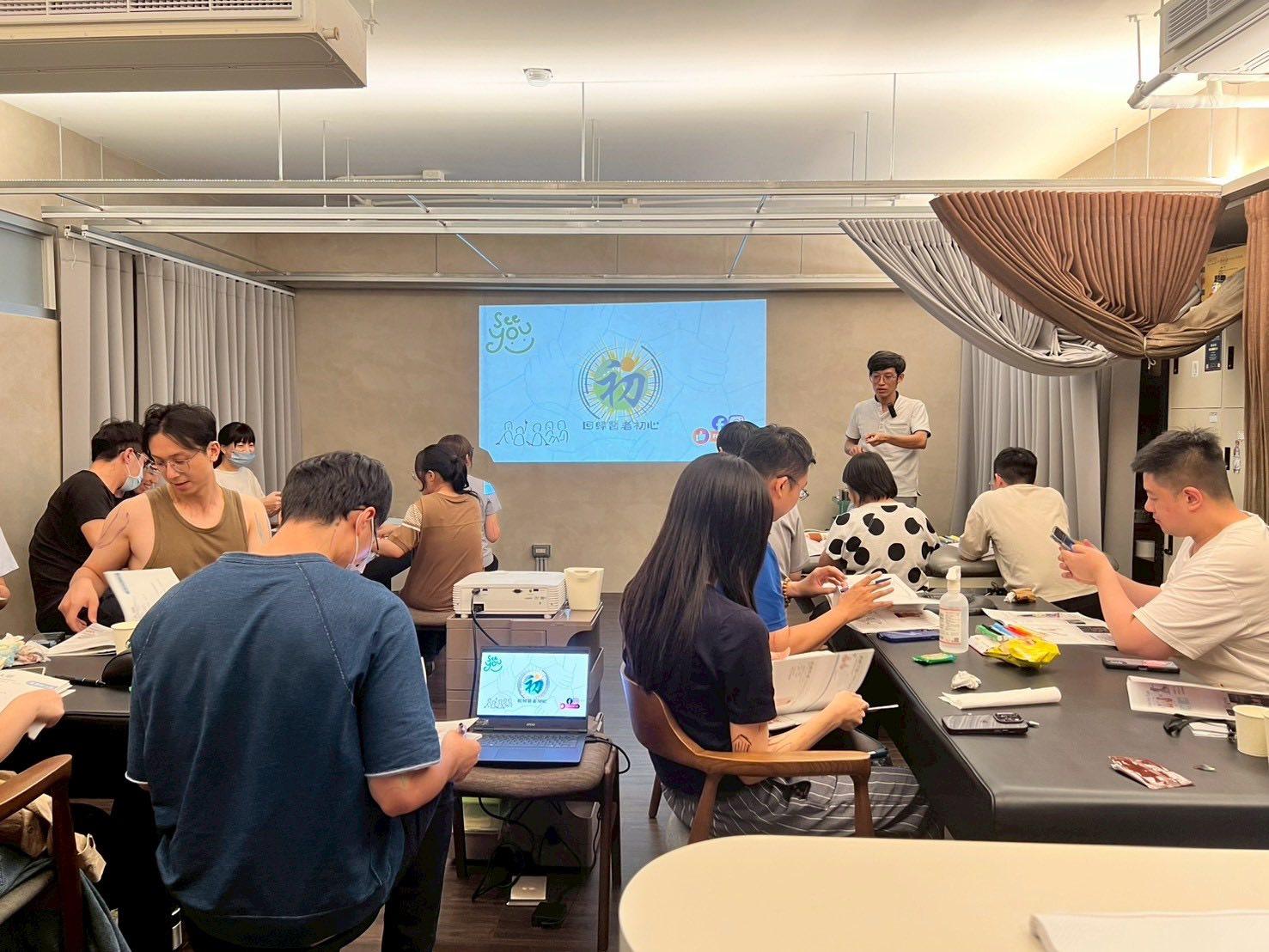 從「看懂」到「摸懂」，學習才真的開始。